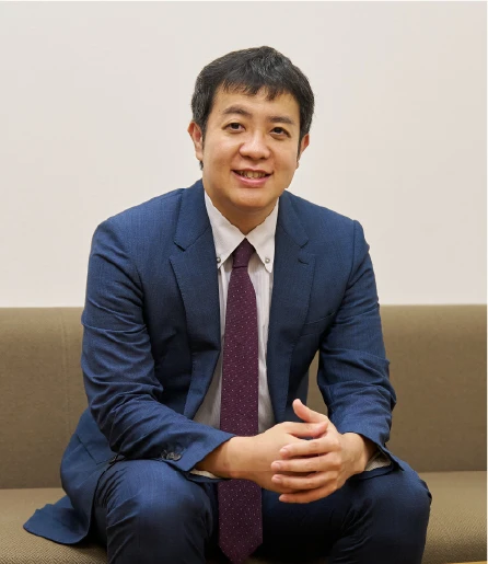 代表の正面写真